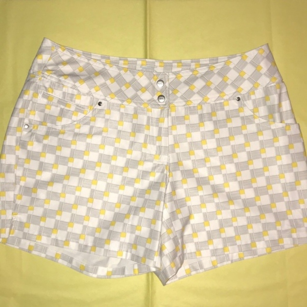 Slazenger women's shorts size 4